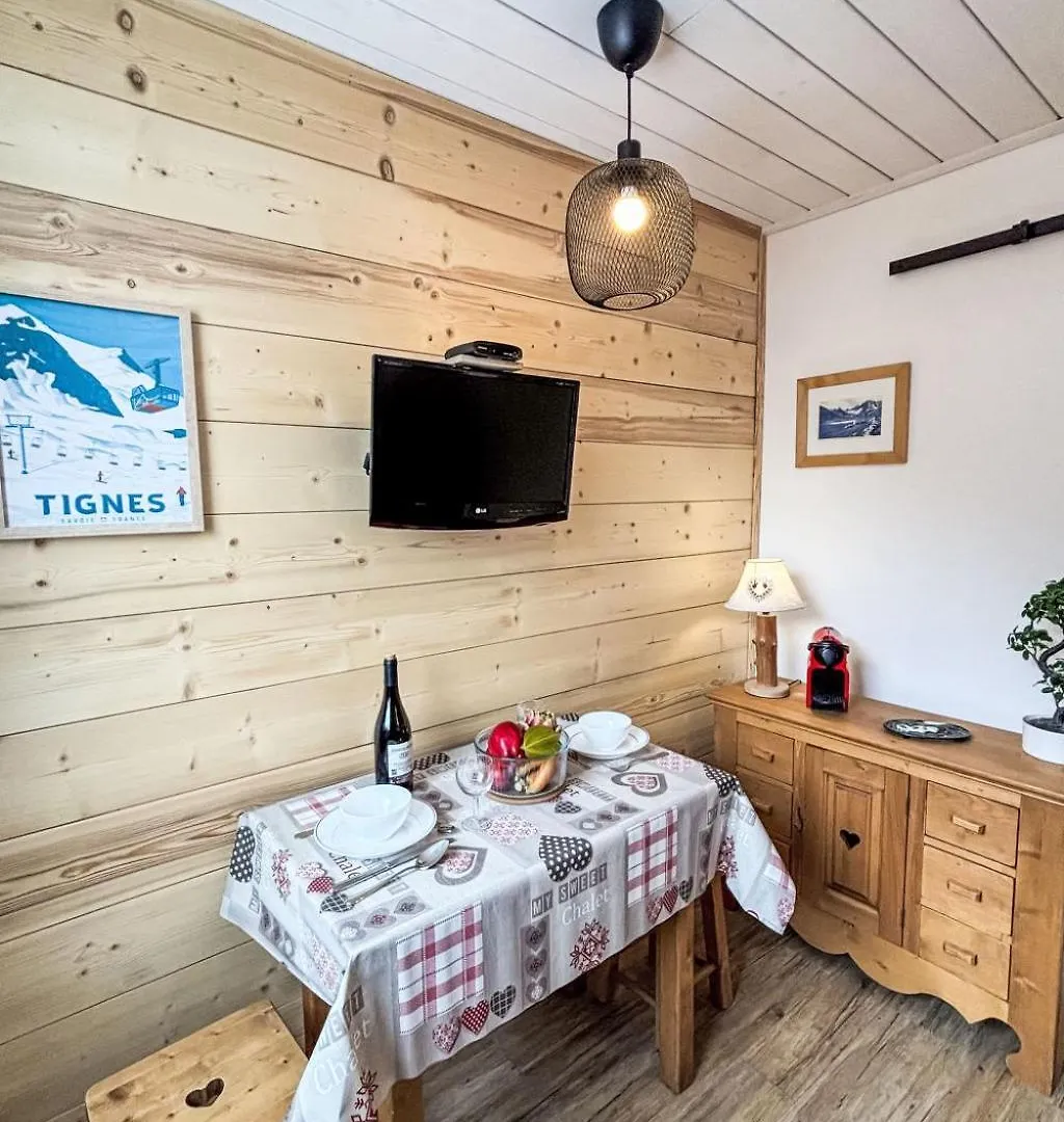 Studio Les Tommeuses - Val Claret-25 By Interhome Tignes France